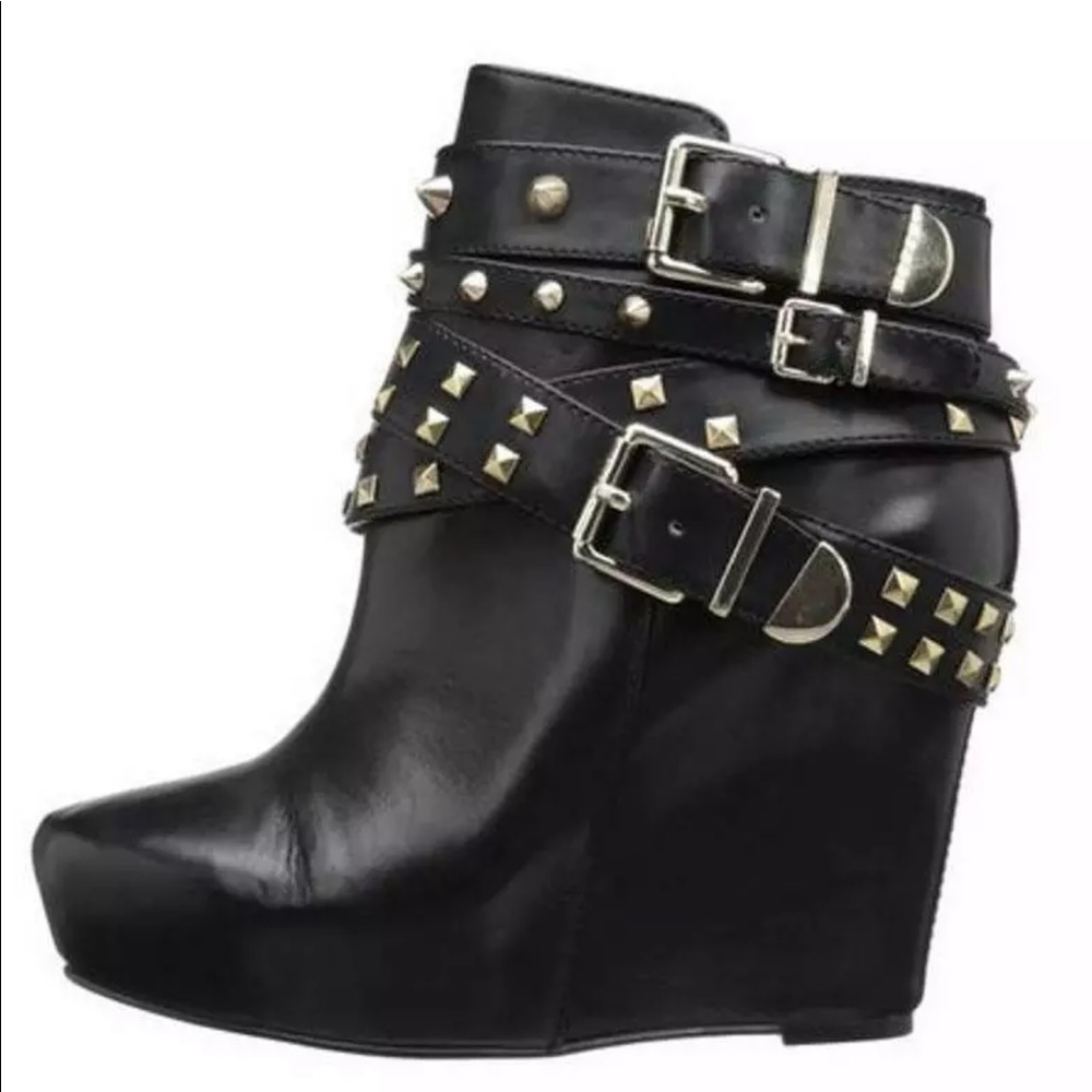 BCBG booties - Picture 5 of 5